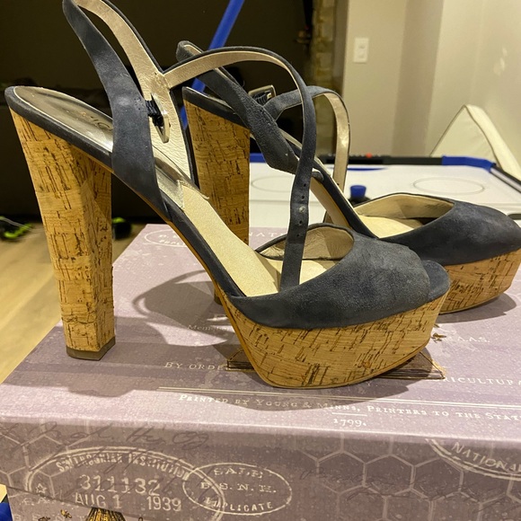 Michael Koranyi Platform Pump /Heel - Picture 2 of 5